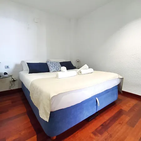 Atico Duplex 1 Linea Mar 坎布里尔斯